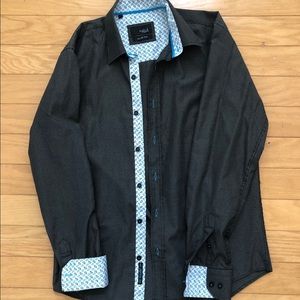 Men’s eight x Button-down shirt